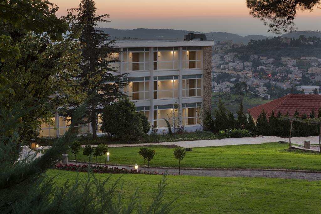 Ye'Arim Hotel Ma‘alé HaH̱amisha Exteriör bild