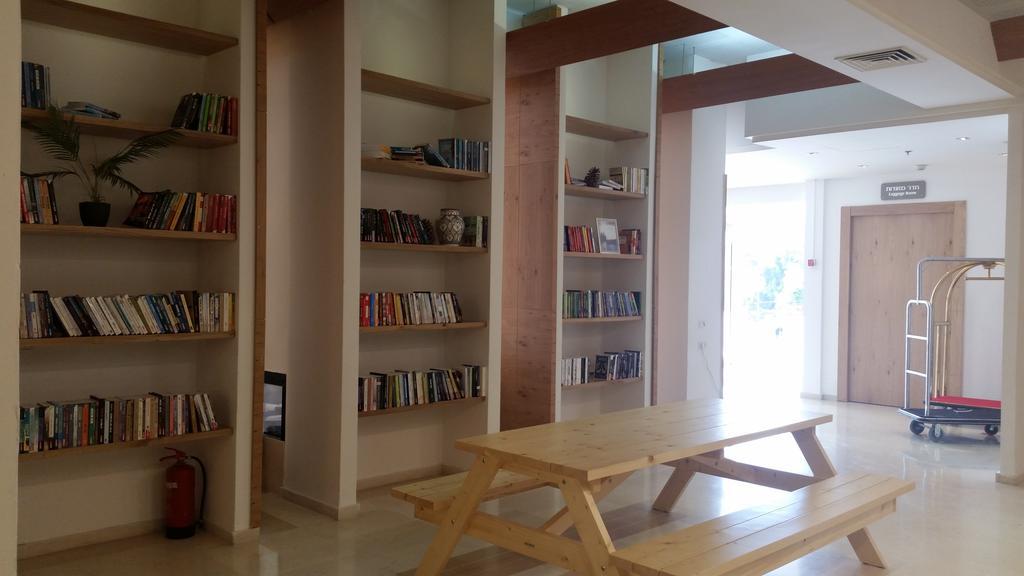 Ye'Arim Hotel Ma‘alé HaH̱amisha Exteriör bild