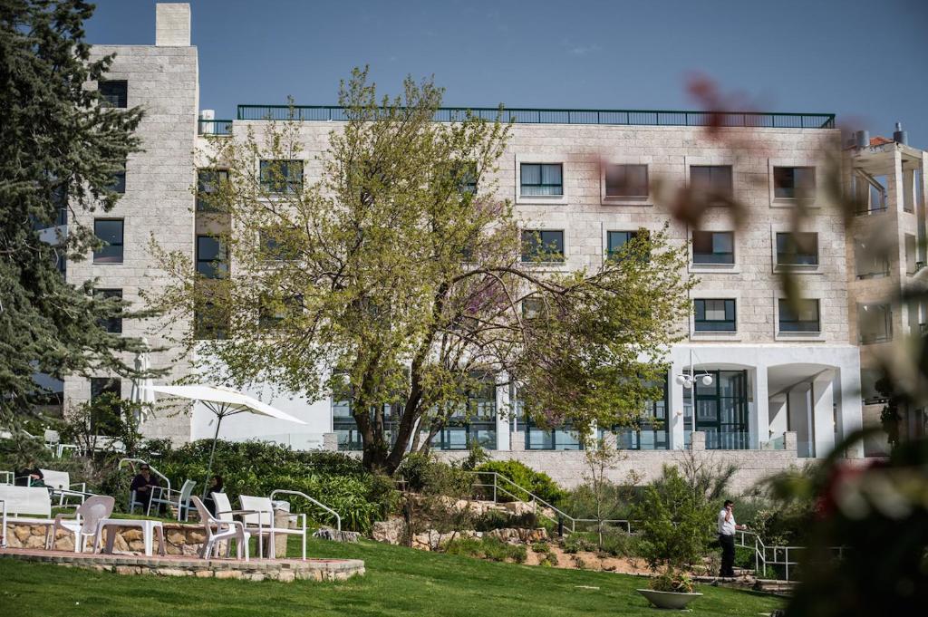 Ye'Arim Hotel Ma‘alé HaH̱amisha Exteriör bild